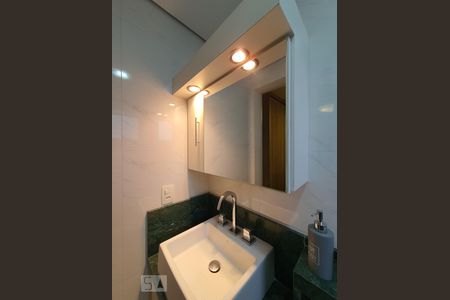 Apartamento para alugar com 71m², 3 quartos e 1 vaga Apartamento para alugar com 71m², 3 quartos e 1 vagaBanheiro da suíte