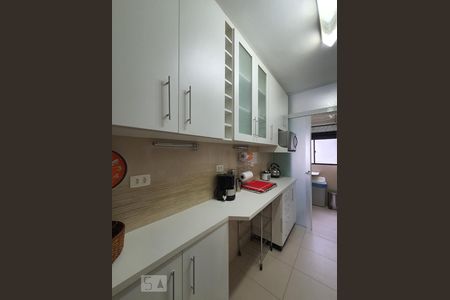 Apartamento para alugar com 71m², 3 quartos e 1 vaga Apartamento para alugar com 71m², 3 quartos e 1 vagaCozinha
