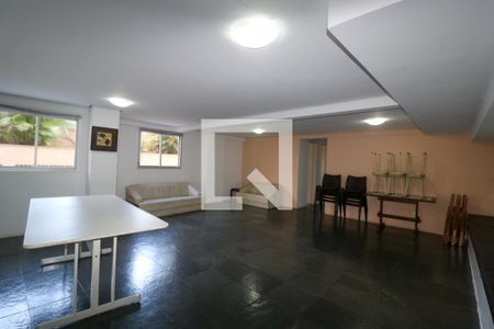 Apartamento à venda com 44m², 1 quarto e 1 vaga Apartamento à venda com 44m², 1 quarto e 1 vagaÁrea comum - Salão de festas
