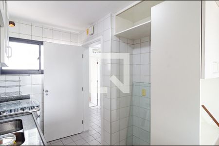Apartamento à venda com 106m², 3 quartos e 2 vagas Apartamento à venda com 106m², 3 quartos e 2 vagasCozinha