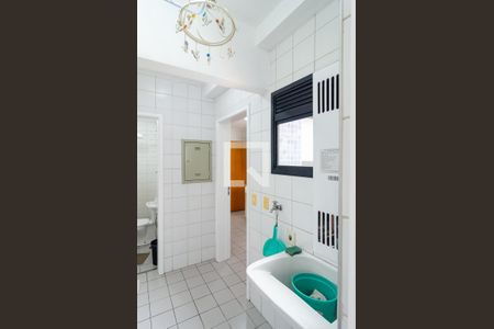 Apartamento à venda com 106m², 3 quartos e 2 vagas Apartamento à venda com 106m², 3 quartos e 2 vagasLavanderia