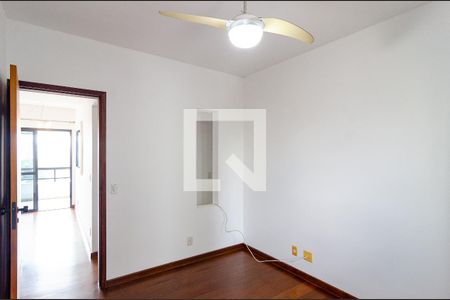 Apartamento à venda com 106m², 3 quartos e 2 vagas Apartamento à venda com 106m², 3 quartos e 2 vagasQuarto 3