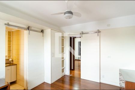Apartamento à venda com 106m², 3 quartos e 2 vagas Apartamento à venda com 106m², 3 quartos e 2 vagasSuíte