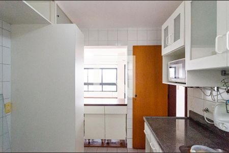 Apartamento à venda com 106m², 3 quartos e 2 vagas Apartamento à venda com 106m², 3 quartos e 2 vagasCozinha