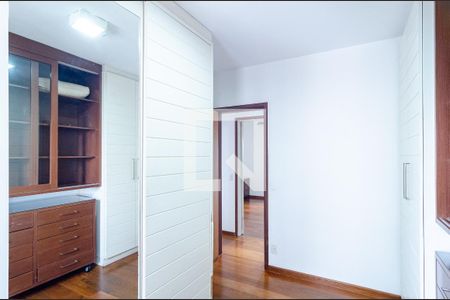 Apartamento à venda com 106m², 3 quartos e 2 vagas Apartamento à venda com 106m², 3 quartos e 2 vagasQuarto 2