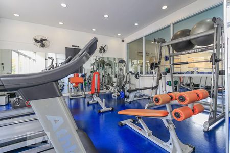 Studio à venda com 47m², 1 quarto e 1 vaga Studio à venda com 47m², 1 quarto e 1 vagaAcademia