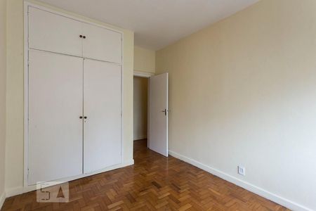 Apartamento para alugar com 160m², 3 quartos e 1 vaga Apartamento para alugar com 160m², 3 quartos e 1 vagaQuarto 2