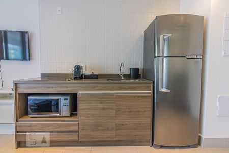 Studio à venda com 34m², 1 quarto e 1 vaga Studio à venda com 34m², 1 quarto e 1 vagaCozinha