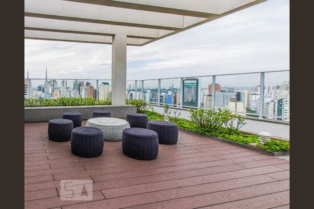 Studio à venda com 34m², 1 quarto e 1 vaga Studio à venda com 34m², 1 quarto e 1 vagaÁrea Comum - Salão de Festas