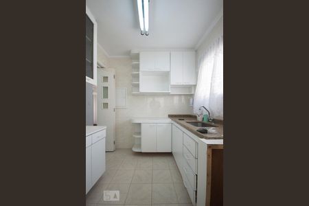 Apartamento à venda com 55m², 2 quartos e 1 vaga Apartamento à venda com 55m², 2 quartos e 1 vagaCozinha