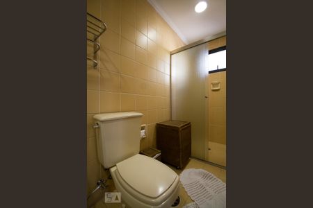 Banheiro de apartamento para alugar com 1 quarto, 57m² em Jardim Paulista, São Paulo