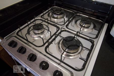 Fogão de apartamento para alugar com 1 quarto, 57m² em Jardim Paulista, São Paulo