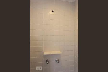 Apartamento à venda com 56m², 2 quartos e 1 vaga Apartamento à venda com 56m², 2 quartos e 1 vagaBanheiro