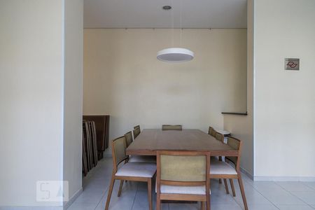 Apartamento à venda com 126m², 4 quartos e 2 vagas Apartamento à venda com 126m², 4 quartos e 2 vagasSalão gourmet