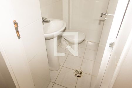 Apartamento à venda com 250m², 3 quartos e 2 vagas Apartamento à venda com 250m², 3 quartos e 2 vagasBanheiro de serviço