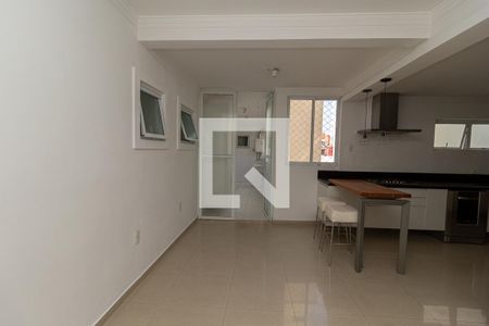 Apartamento à venda com 250m², 3 quartos e 2 vagas Apartamento à venda com 250m², 3 quartos e 2 vagasCozinha