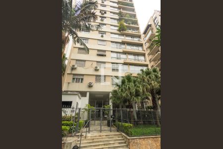 Apartamento à venda com 250m², 3 quartos e 2 vagas Apartamento à venda com 250m², 3 quartos e 2 vagasFachada do Prédio