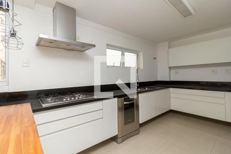 Apartamento à venda com 250m², 3 quartos e 2 vagas Apartamento à venda com 250m², 3 quartos e 2 vagasCozinha