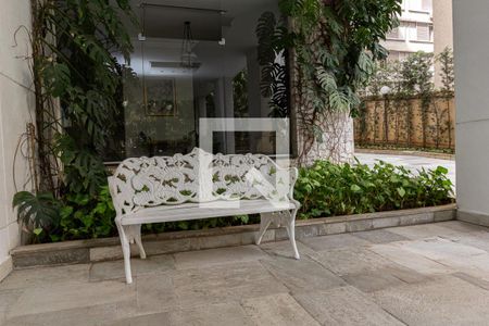 Apartamento à venda com 250m², 3 quartos e 2 vagas Apartamento à venda com 250m², 3 quartos e 2 vagasÁrea comun