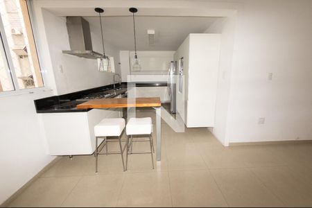 Apartamento à venda com 250m², 3 quartos e 2 vagas Apartamento à venda com 250m², 3 quartos e 2 vagasCozinha