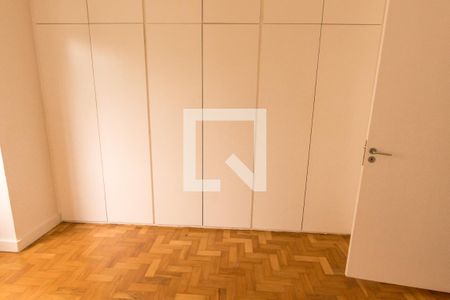 Apartamento à venda com 250m², 3 quartos e 2 vagas Apartamento à venda com 250m², 3 quartos e 2 vagasQuarto 1