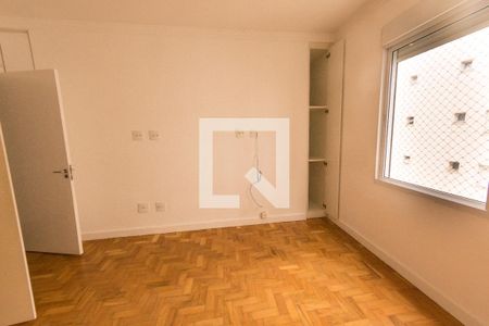 Apartamento à venda com 250m², 3 quartos e 2 vagas Apartamento à venda com 250m², 3 quartos e 2 vagasQuarto 2