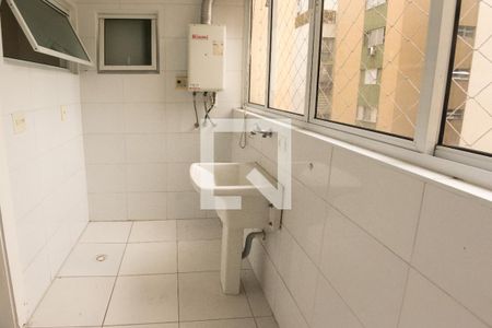 Apartamento à venda com 250m², 3 quartos e 2 vagas Apartamento à venda com 250m², 3 quartos e 2 vagasÁrea de Serviço