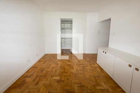 Apartamento à venda com 250m², 3 quartos e 2 vagas Apartamento à venda com 250m², 3 quartos e 2 vagasQuarto 3 - Suíte