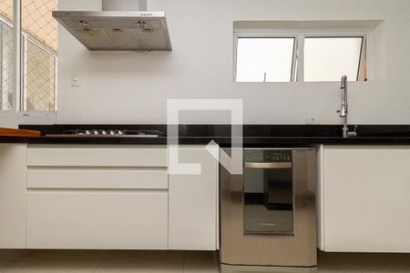 Apartamento à venda com 250m², 3 quartos e 2 vagas Apartamento à venda com 250m², 3 quartos e 2 vagasCozinha