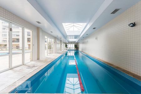 Apartamento para alugar com 160m², 3 quartos e 3 vagas Apartamento para alugar com 160m², 3 quartos e 3 vagasPiscina