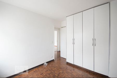 Quarto 01 de apartamento para alugar com 2 quartos, 70m² em Brooklin Paulista, São Paulo