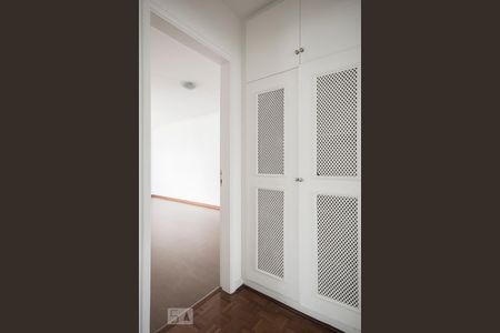 Acesso de apartamento para alugar com 2 quartos, 70m² em Brooklin Paulista, São Paulo