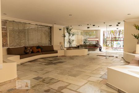 Apartamento à venda com 74m², 2 quartos e 1 vaga