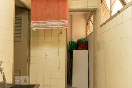 Apartamento à venda com 74m², 2 quartos e 1 vaga Apartamento à venda com 74m², 2 quartos e 1 vagaÁrea de serviço