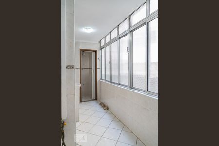 Apartamento à venda com 106m², 3 quartos e sem vaga Apartamento à venda com 106m², 3 quartos e sem vagaÁrea de serviço