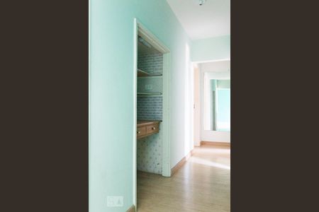 Apartamento à venda com 160m², 3 quartos e 1 vagaCorredor