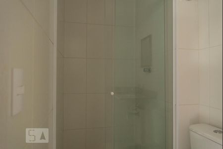 Apartamento à venda com 57m², 2 quartos e 1 vaga Apartamento à venda com 57m², 2 quartos e 1 vagaBanheiro