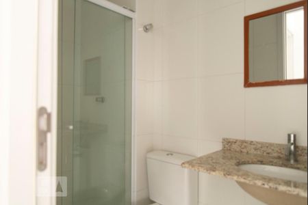 Apartamento à venda com 57m², 2 quartos e 1 vaga Apartamento à venda com 57m², 2 quartos e 1 vagaBanheiro