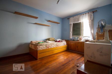 Apartamento à venda com 241m², 3 quartos e 3 vagas Apartamento à venda com 241m², 3 quartos e 3 vagasSuite 2