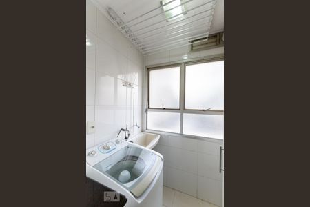 Apartamento à venda com 45m², 1 quarto e 1 vaga Apartamento à venda com 45m², 1 quarto e 1 vagaÁrea de serviço