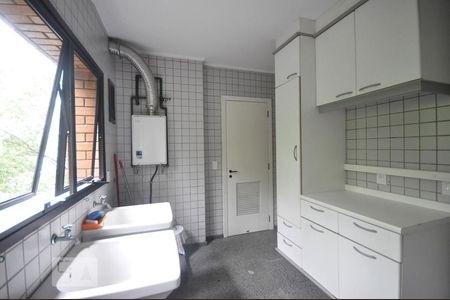 Apartamento para alugar com 210m², 4 quartos e 3 vagasÁrea de serviço