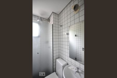 Apartamento para alugar com 210m², 4 quartos e 3 vagasBanheiro de serviço