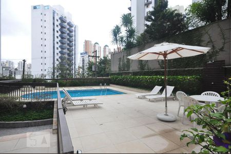 Apartamento para alugar com 210m², 4 quartos e 3 vagasPiscina