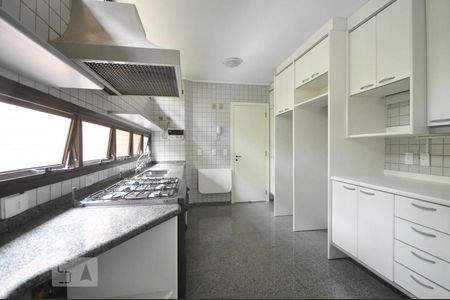 Apartamento para alugar com 210m², 4 quartos e 3 vagasCozinha