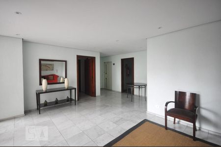 Apartamento para alugar com 210m², 4 quartos e 3 vagasHall social