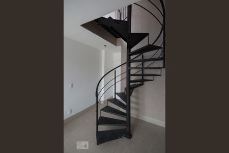 Apartamento à venda com 110m², 1 quarto e 2 vagas Apartamento à venda com 110m², 1 quarto e 2 vagasAcesso