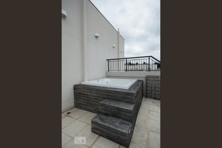 Apartamento à venda com 110m², 1 quarto e 2 vagas Apartamento à venda com 110m², 1 quarto e 2 vagasCobertura