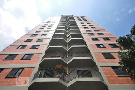 Apartamento para alugar com 84m², 3 quartos e 2 vagasfachada