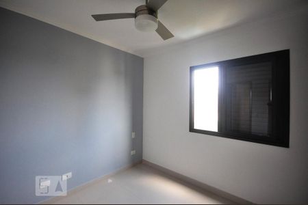 suíte de apartamento para alugar com 3 quartos, 84m² em Paraíso do Morumbi, São Paulo