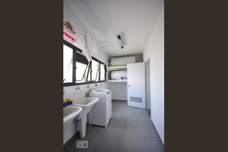 Apartamento para alugar com 300m², 4 quartos e 4 vagasárea de serviço